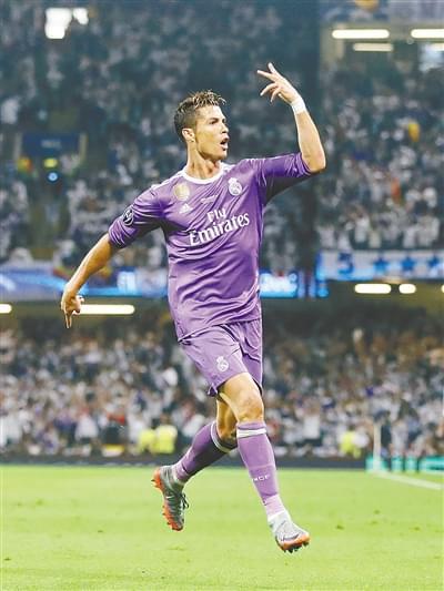 足球场上瞬 足球场上瞬